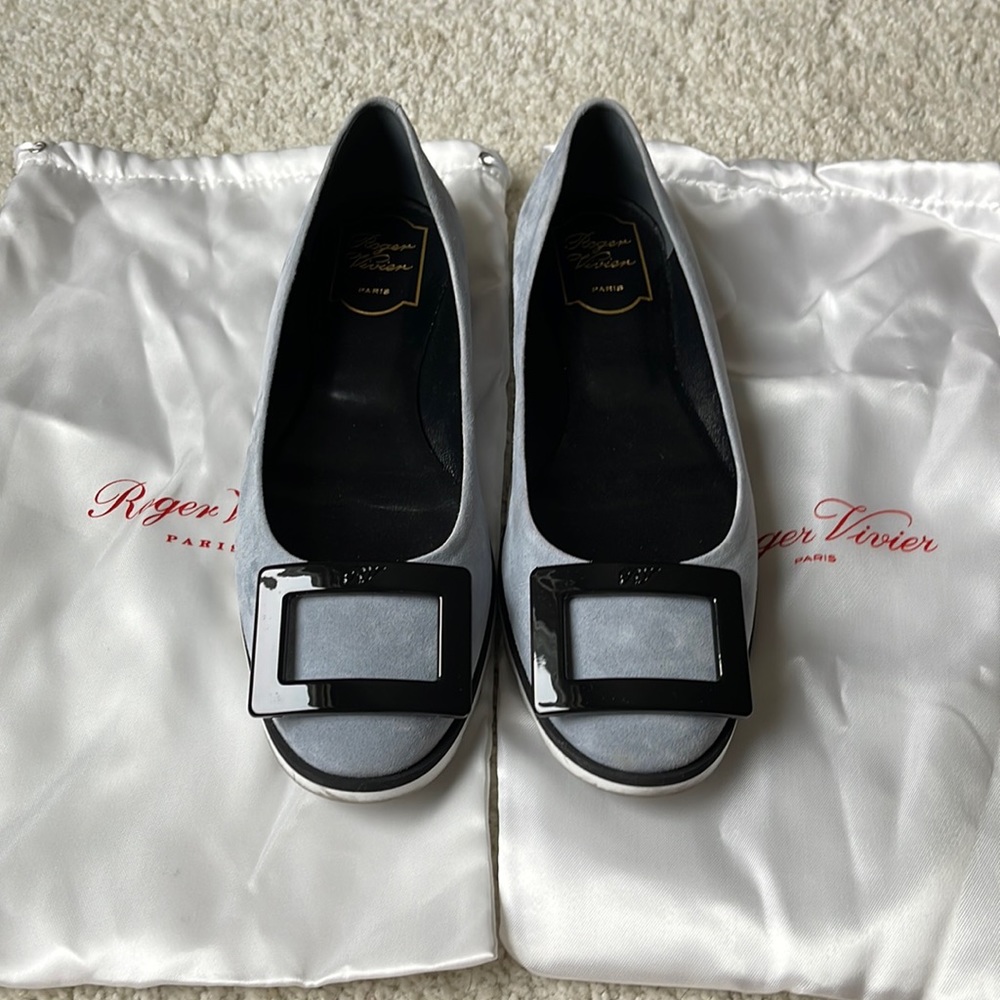 Roger Vivier Gommette suede flats
